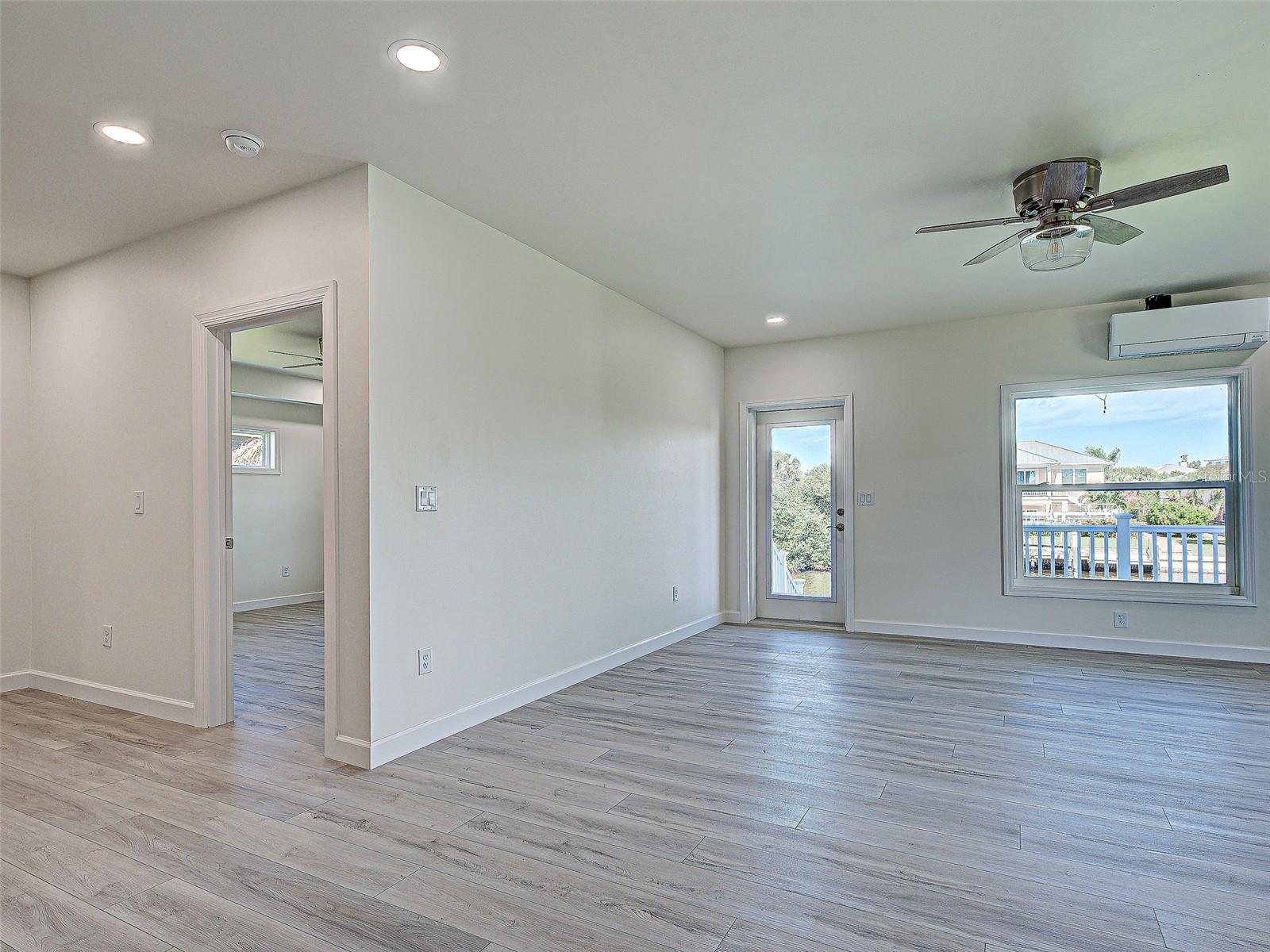 Image 7 of 92 For 13095 Via Cassia