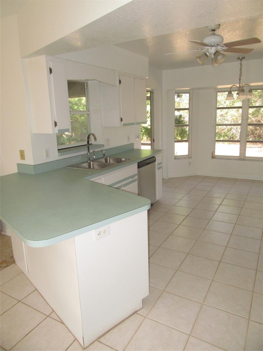 Image 7 of 20 For 23252 Mcqueeney Avenue