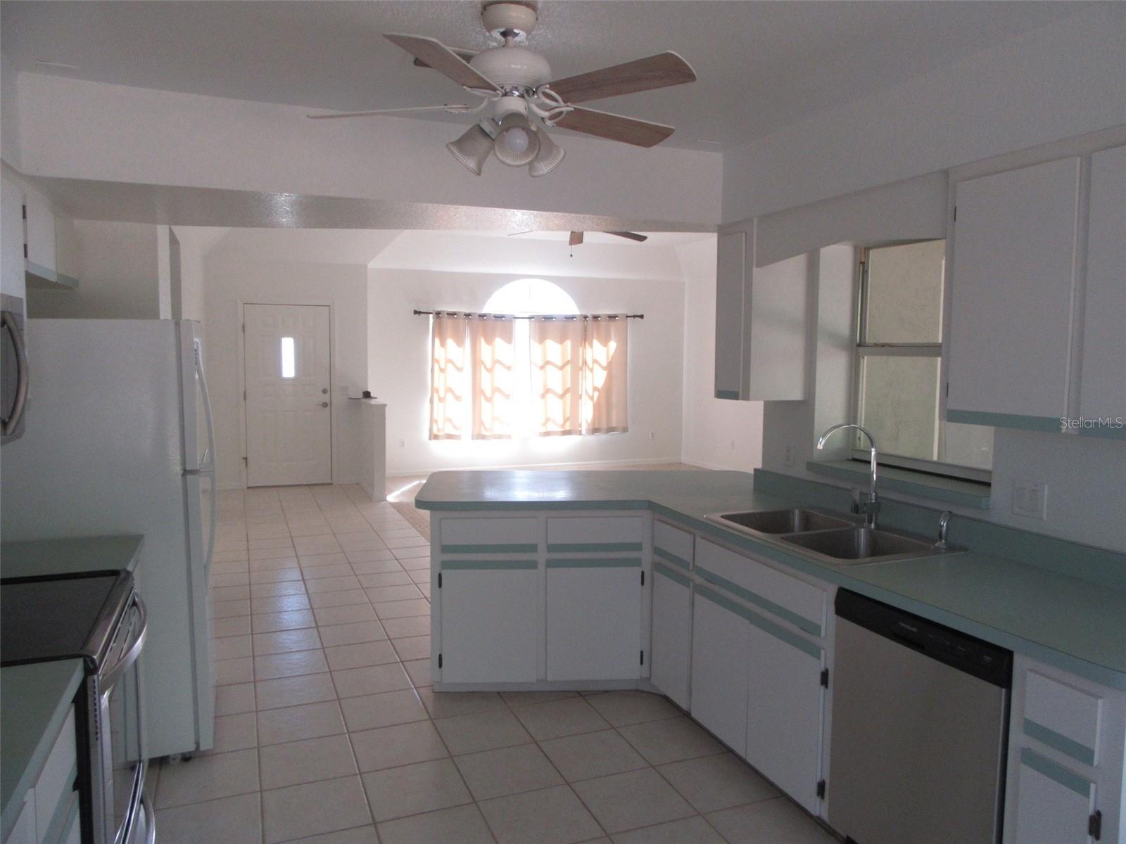 Image 8 of 20 For 23252 Mcqueeney Avenue