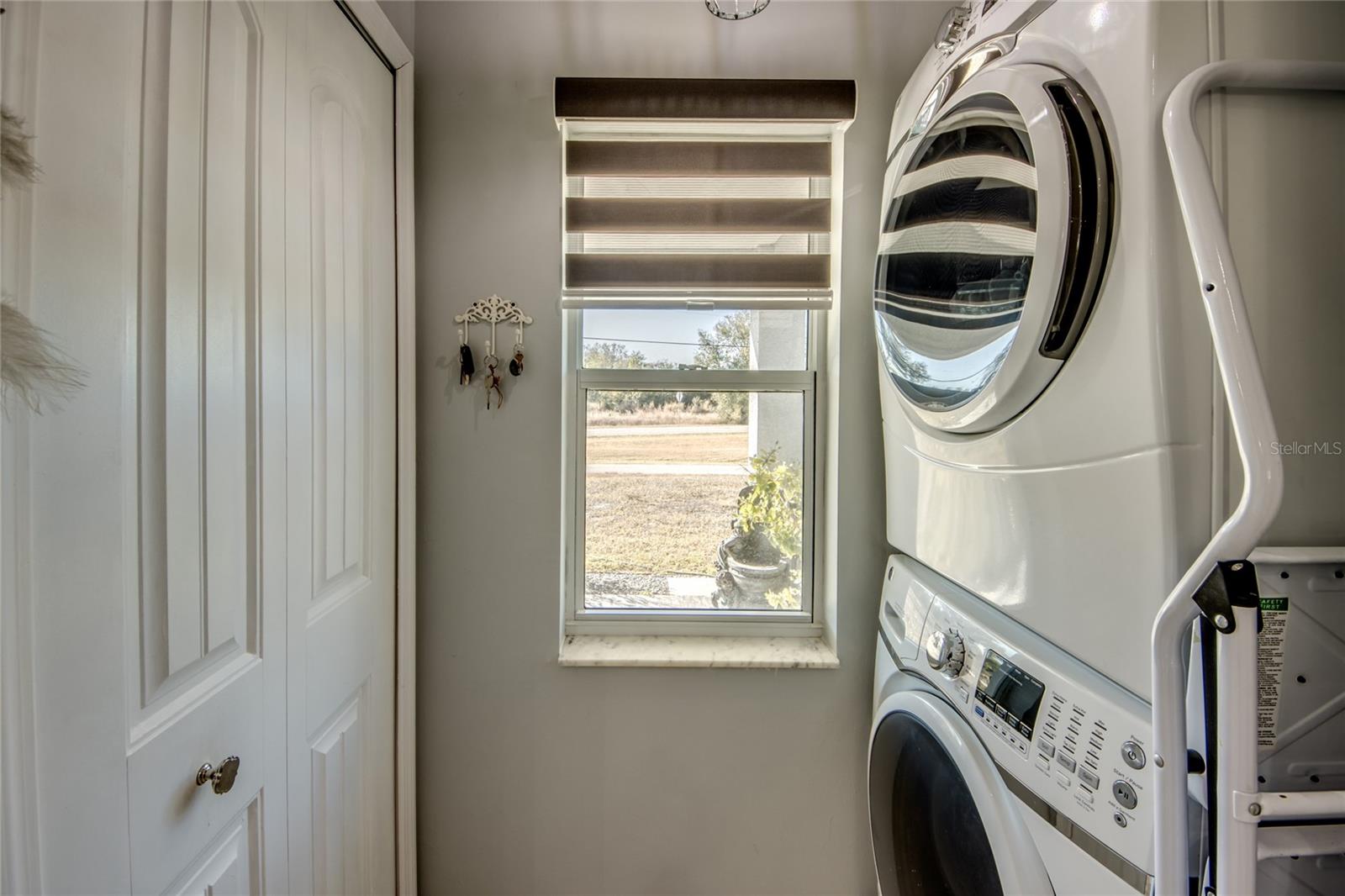 Image 26 of 38 For 3714 Gulf Breeze Lane
