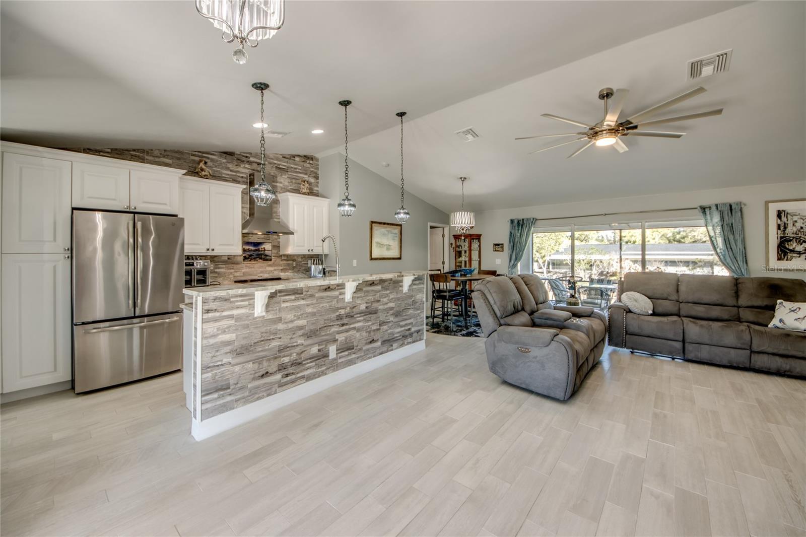 Image 7 of 38 For 3714 Gulf Breeze Lane