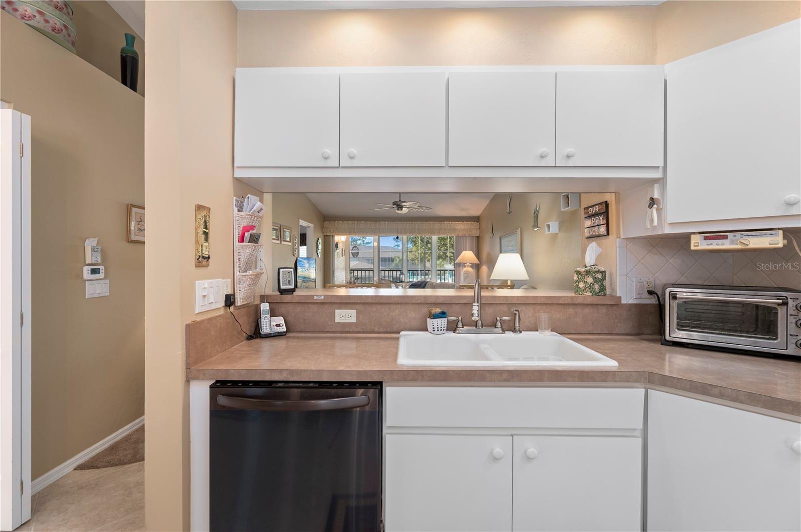 Image 11 of 48 For 11644 Egret Circle 1205