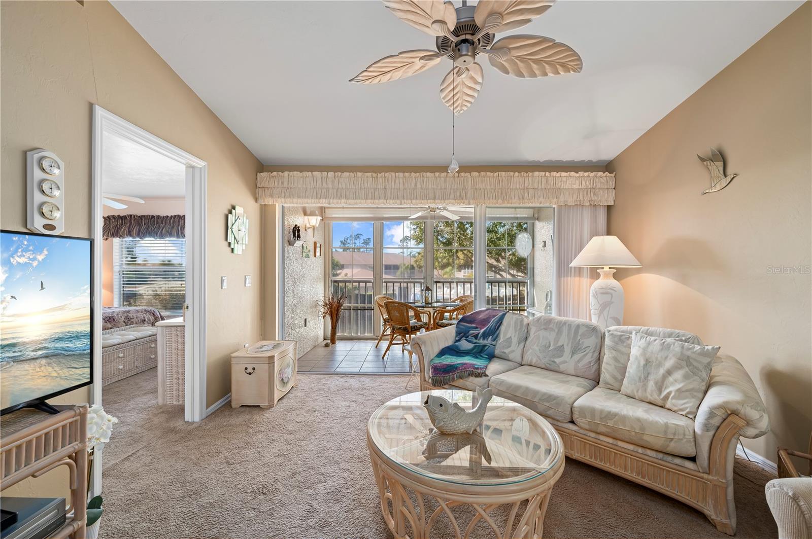 Image 15 of 48 For 11644 Egret Circle 1205