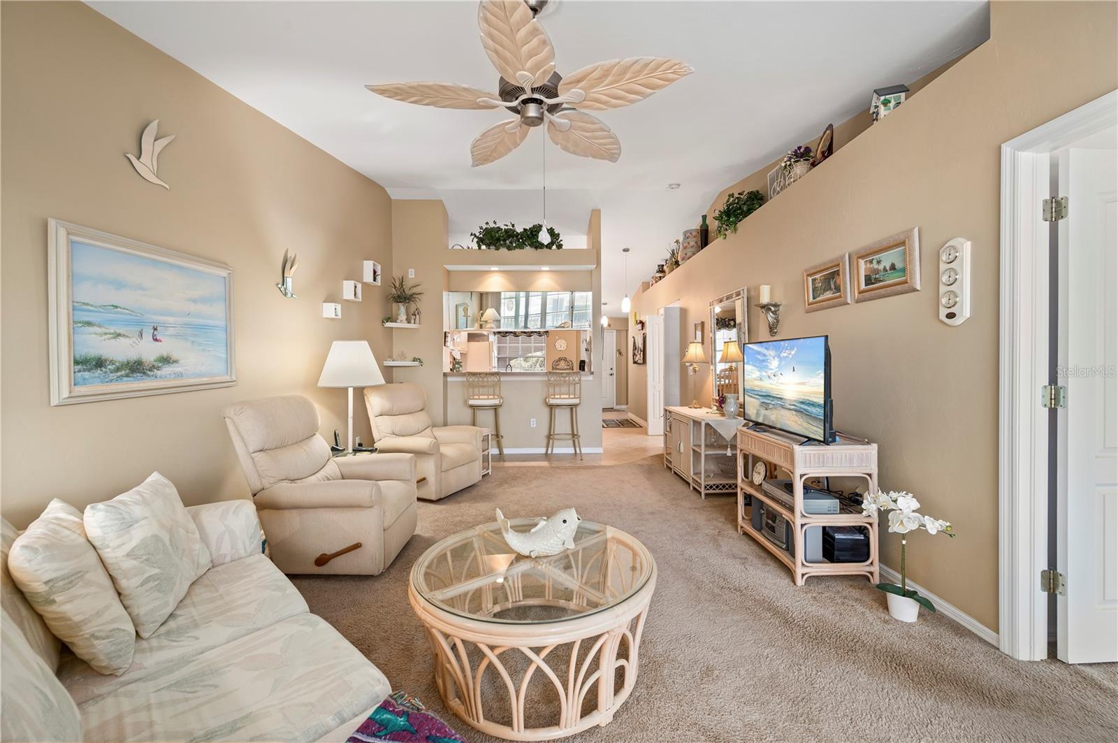 Image 17 of 48 For 11644 Egret Circle 1205