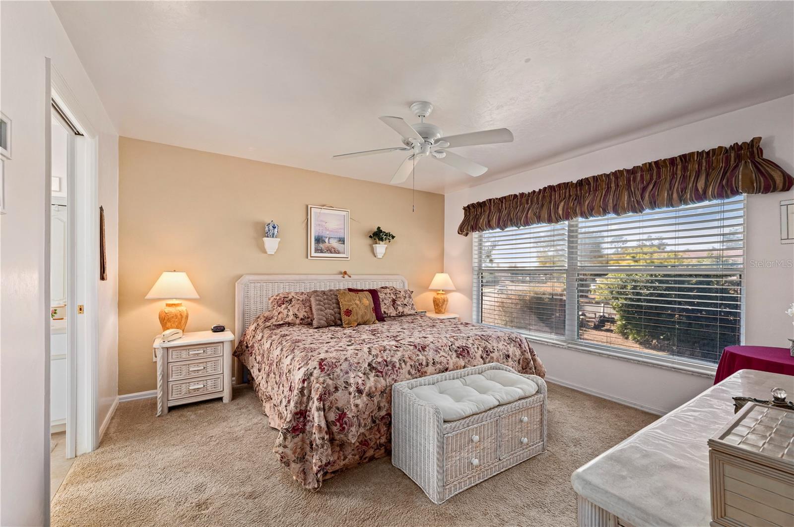 Image 21 of 48 For 11644 Egret Circle 1205