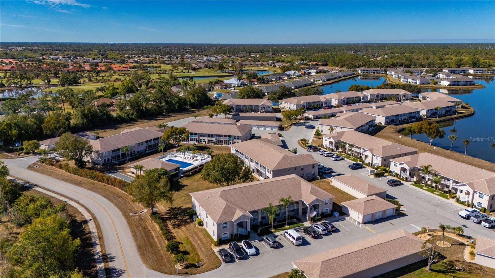 Image 36 of 48 For 11644 Egret Circle 1205