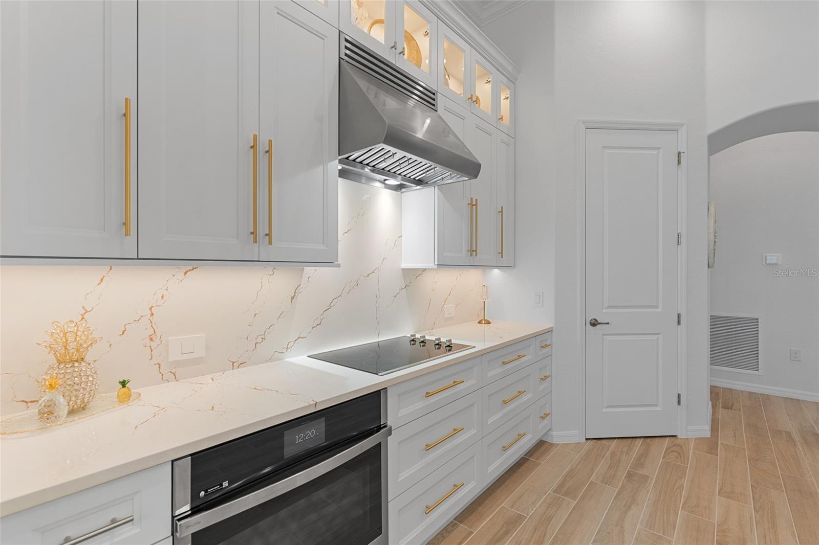 Image 7 of 85 For 15052 River Birch Court