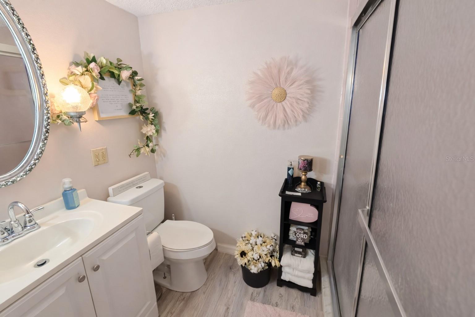 Image 17 of 36 For 21300 Brinson Avenue 111