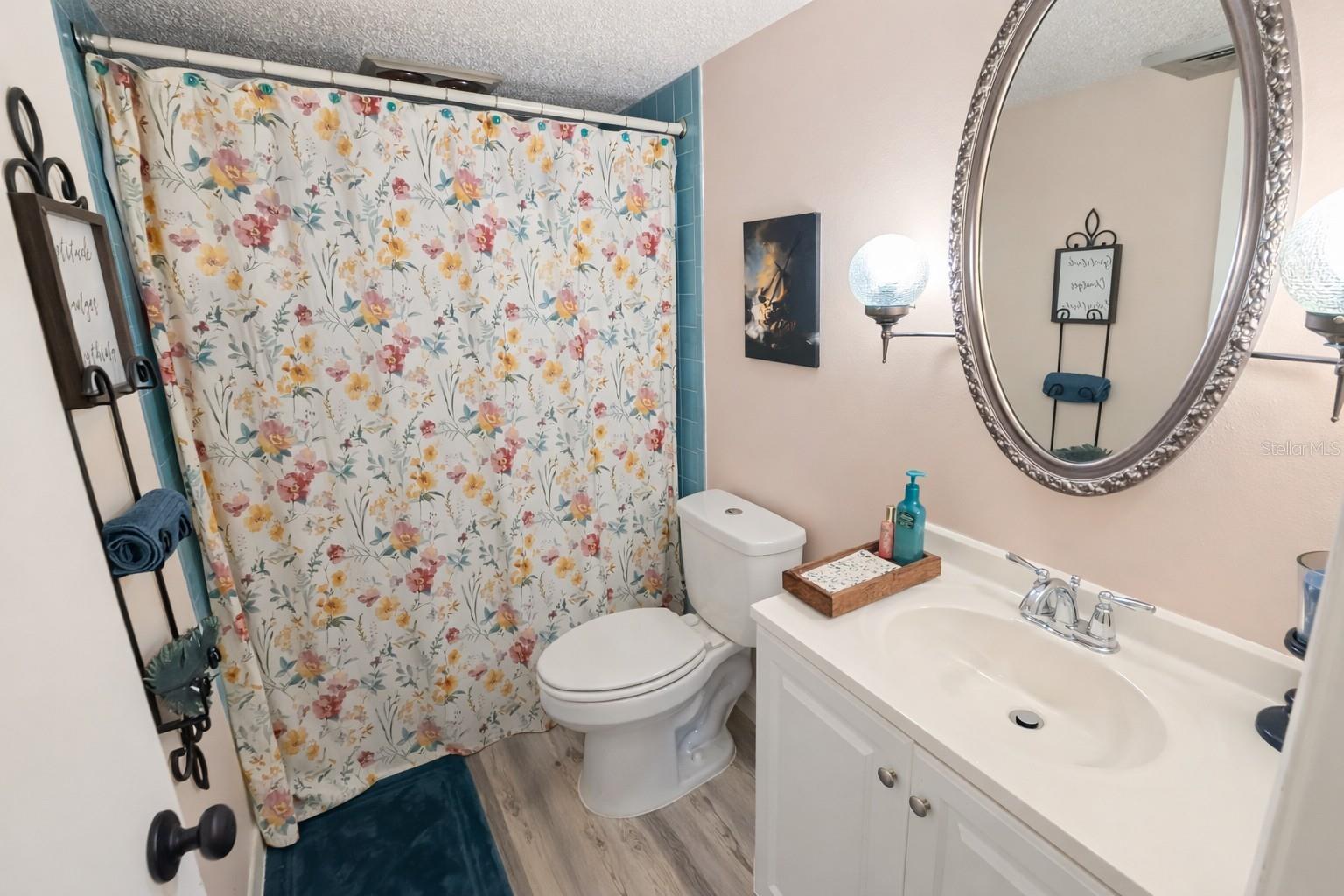 Image 20 of 36 For 21300 Brinson Avenue 111