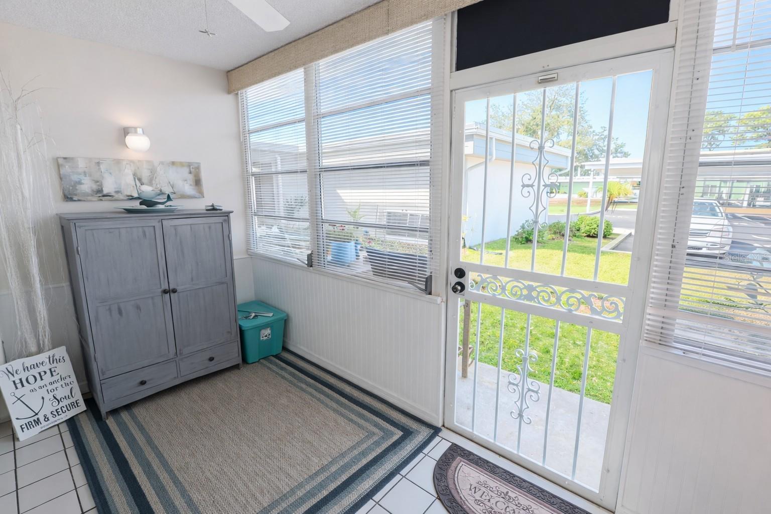 Image 21 of 36 For 21300 Brinson Avenue 111