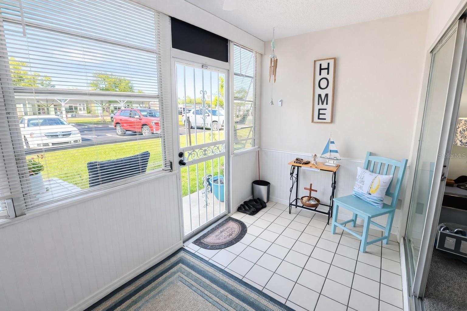 Image 22 of 36 For 21300 Brinson Avenue 111