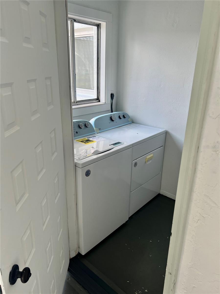 Image 8 of 18 For 146 Boundary Boulevard B101