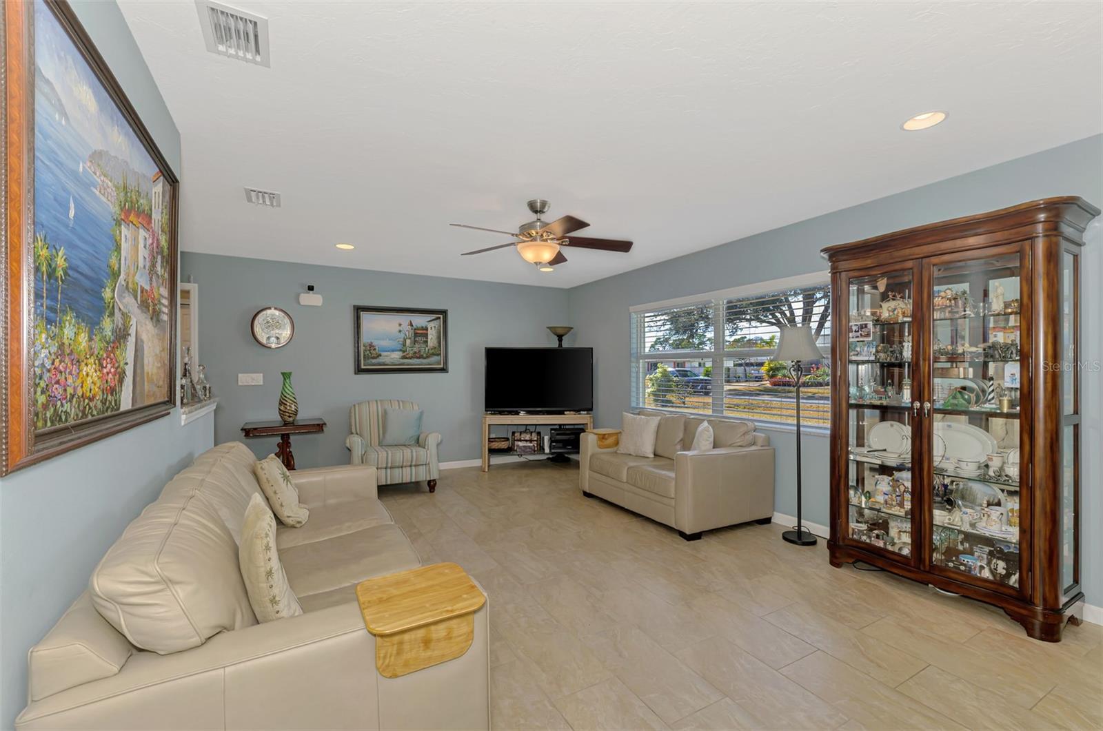 Image 10 of 55 For 863 Kimball Road