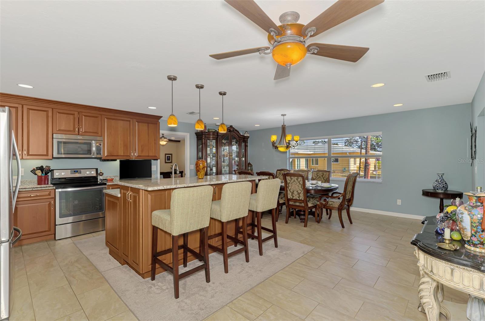 Image 13 of 55 For 863 Kimball Road