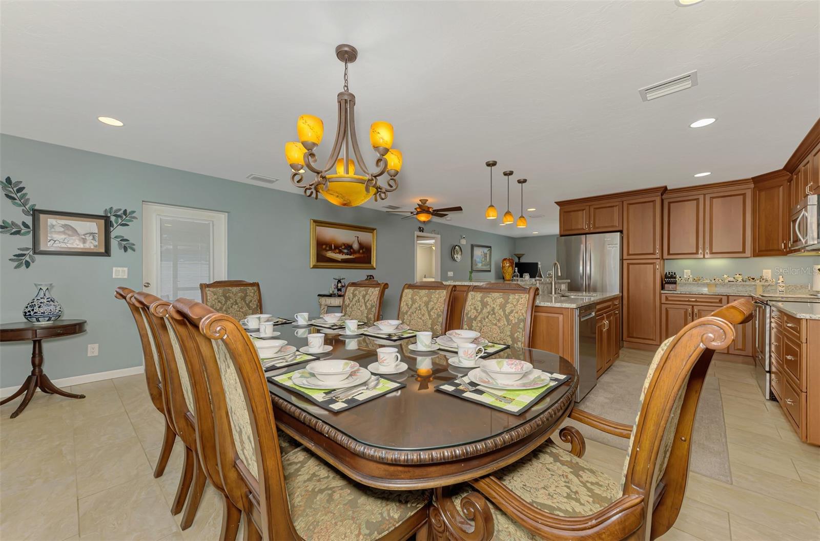 Image 25 of 55 For 863 Kimball Road