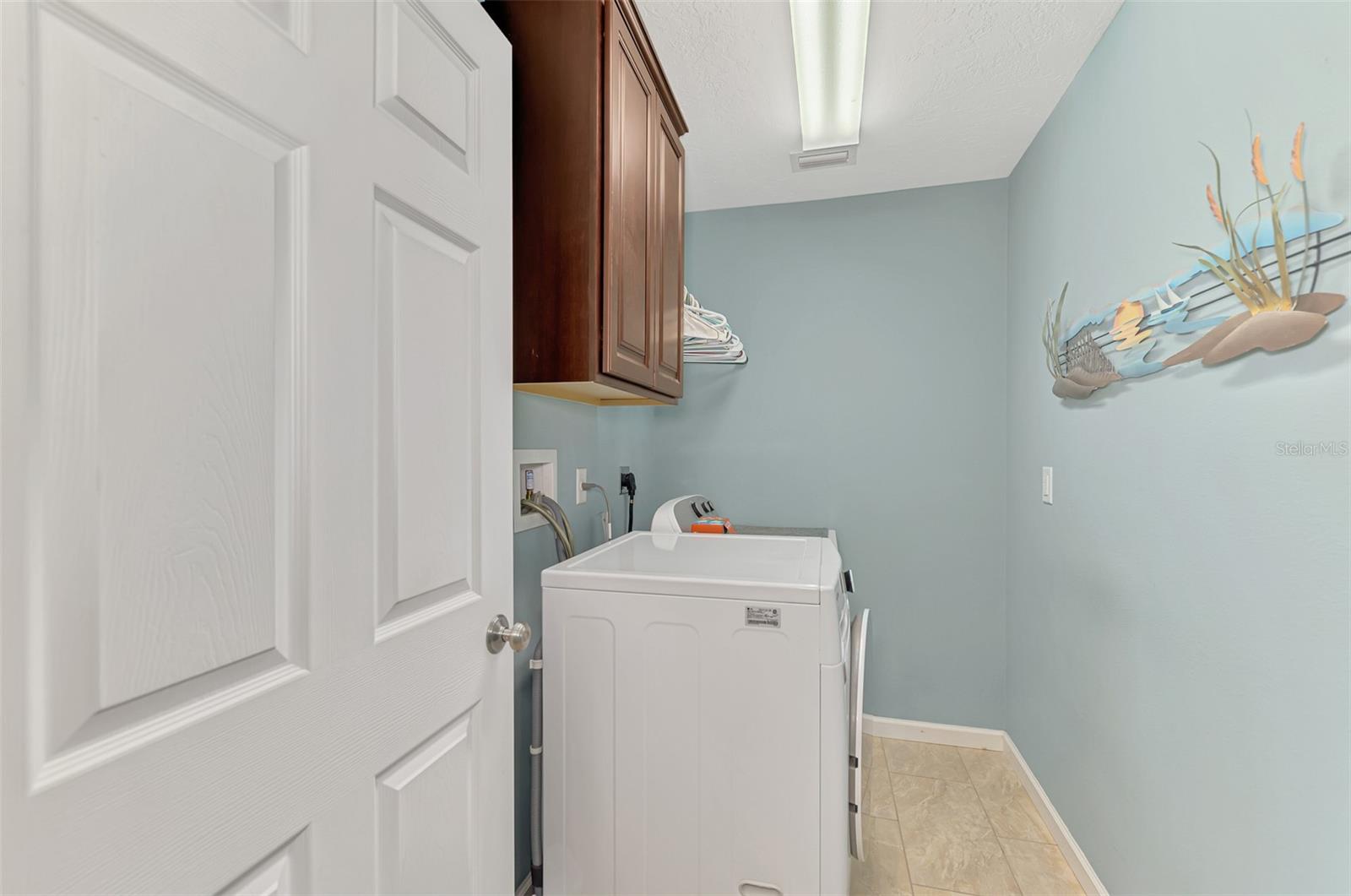 Image 36 of 55 For 863 Kimball Road