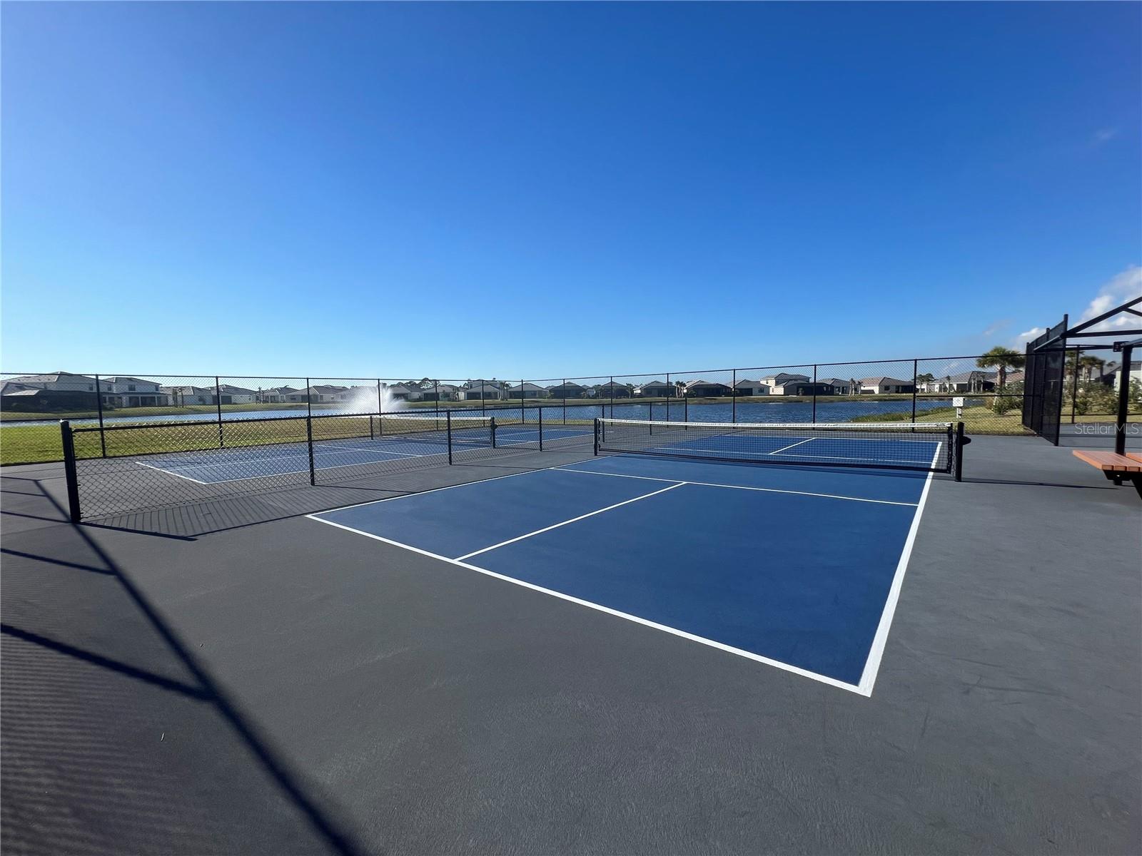 Image 90 of 94 For 18460 Midsummer Place