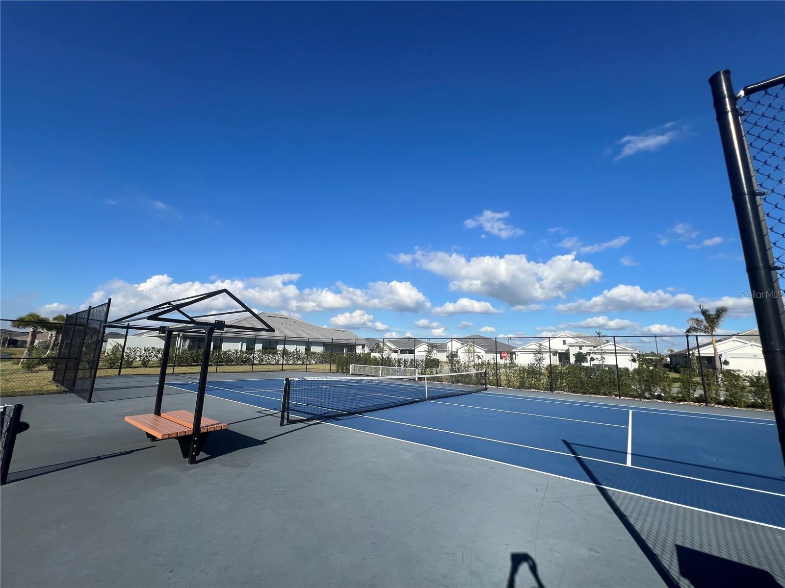 Image 91 of 94 For 18460 Midsummer Place