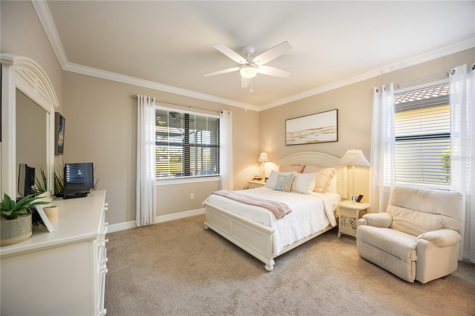 Image 17 of 37 For 13848 Alafaya Street