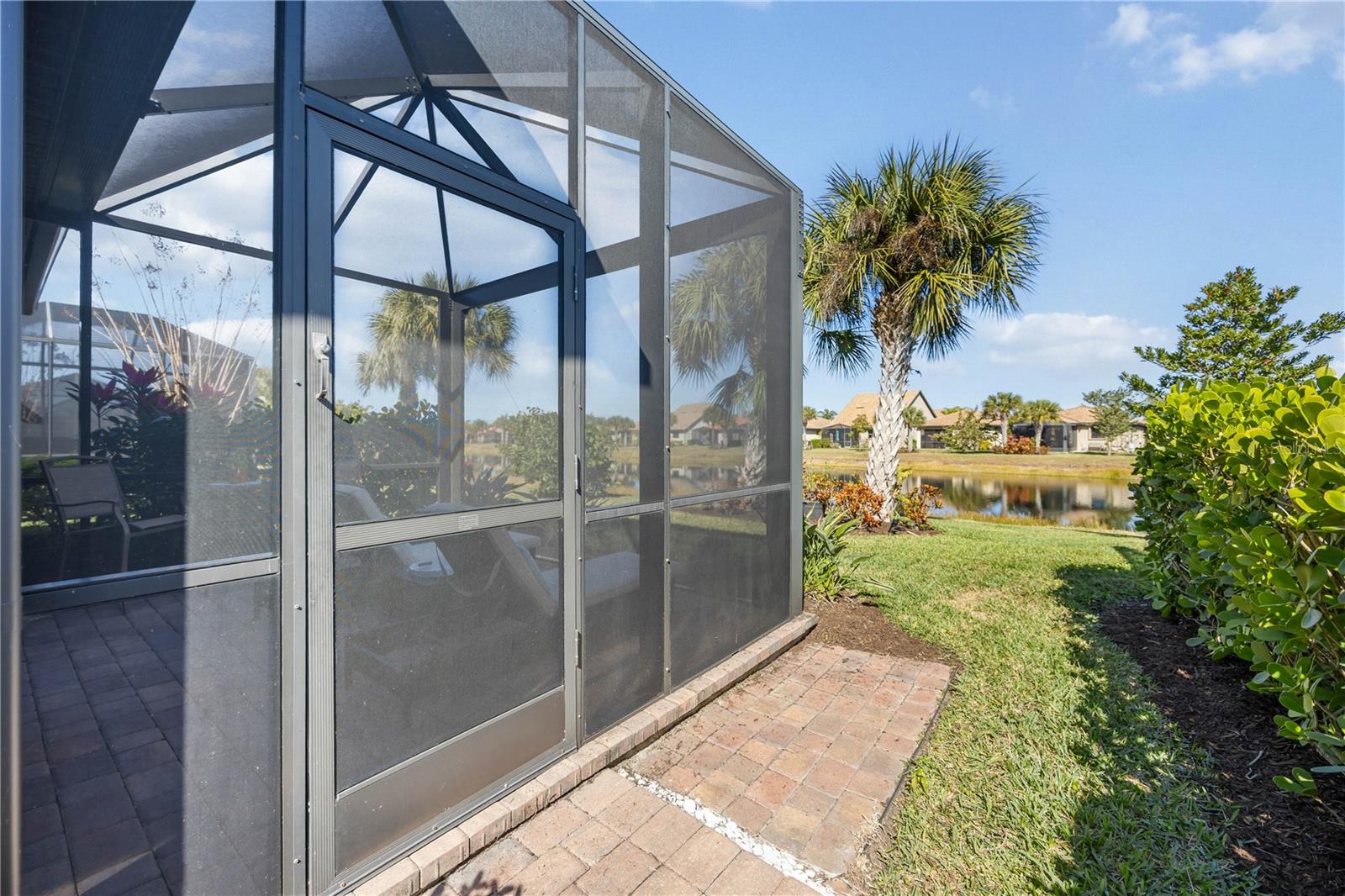 Image 31 of 37 For 13848 Alafaya Street