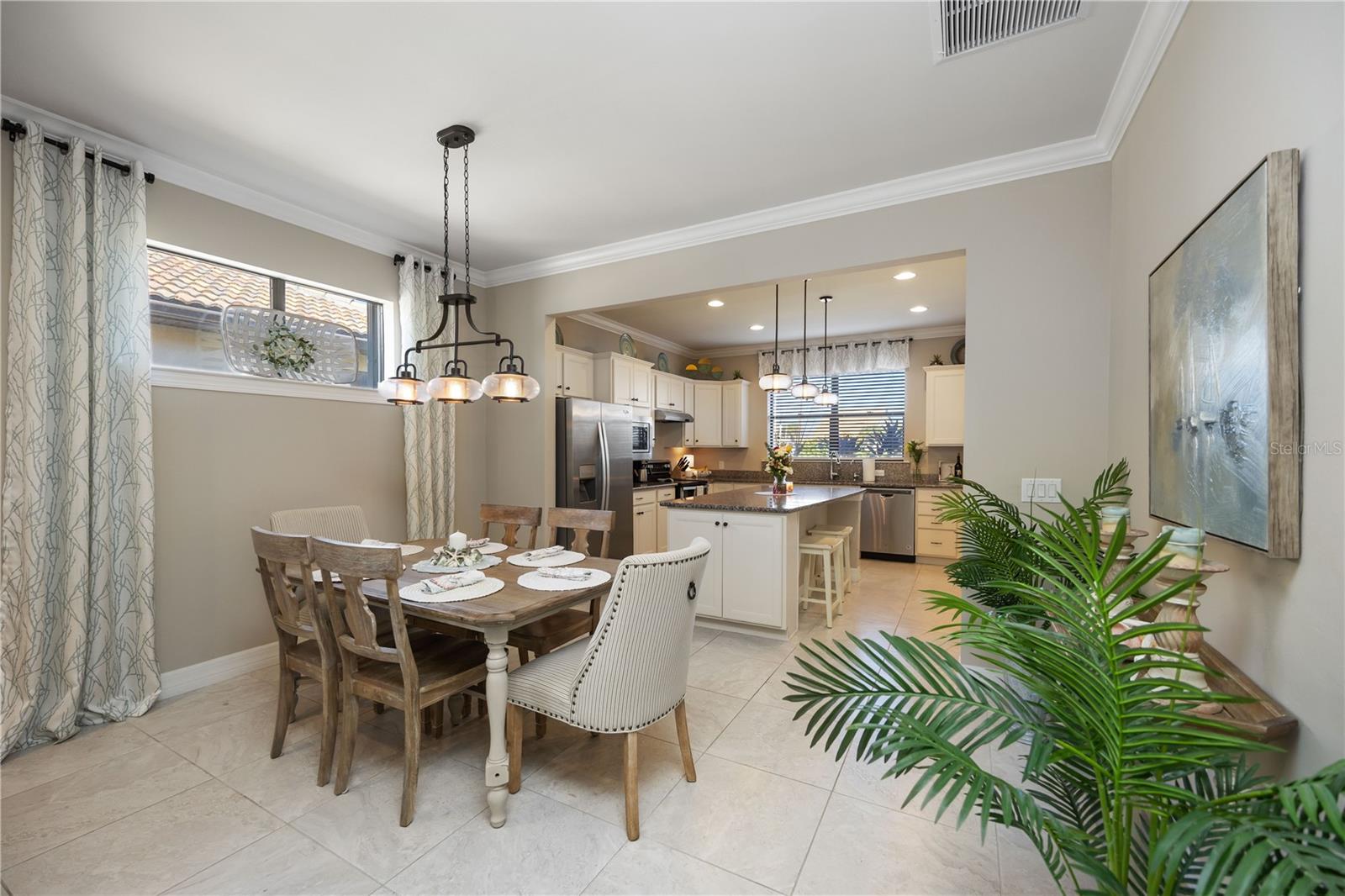 Image 9 of 37 For 13848 Alafaya Street