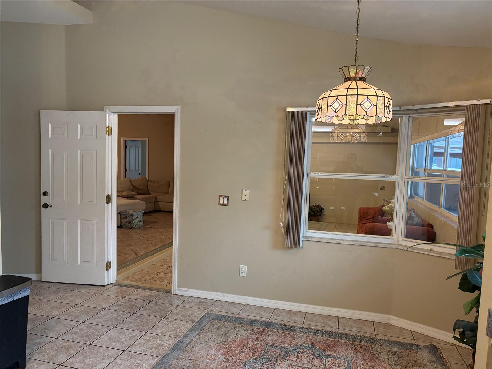 Image 16 of 62 For 4041 Barbary Lane