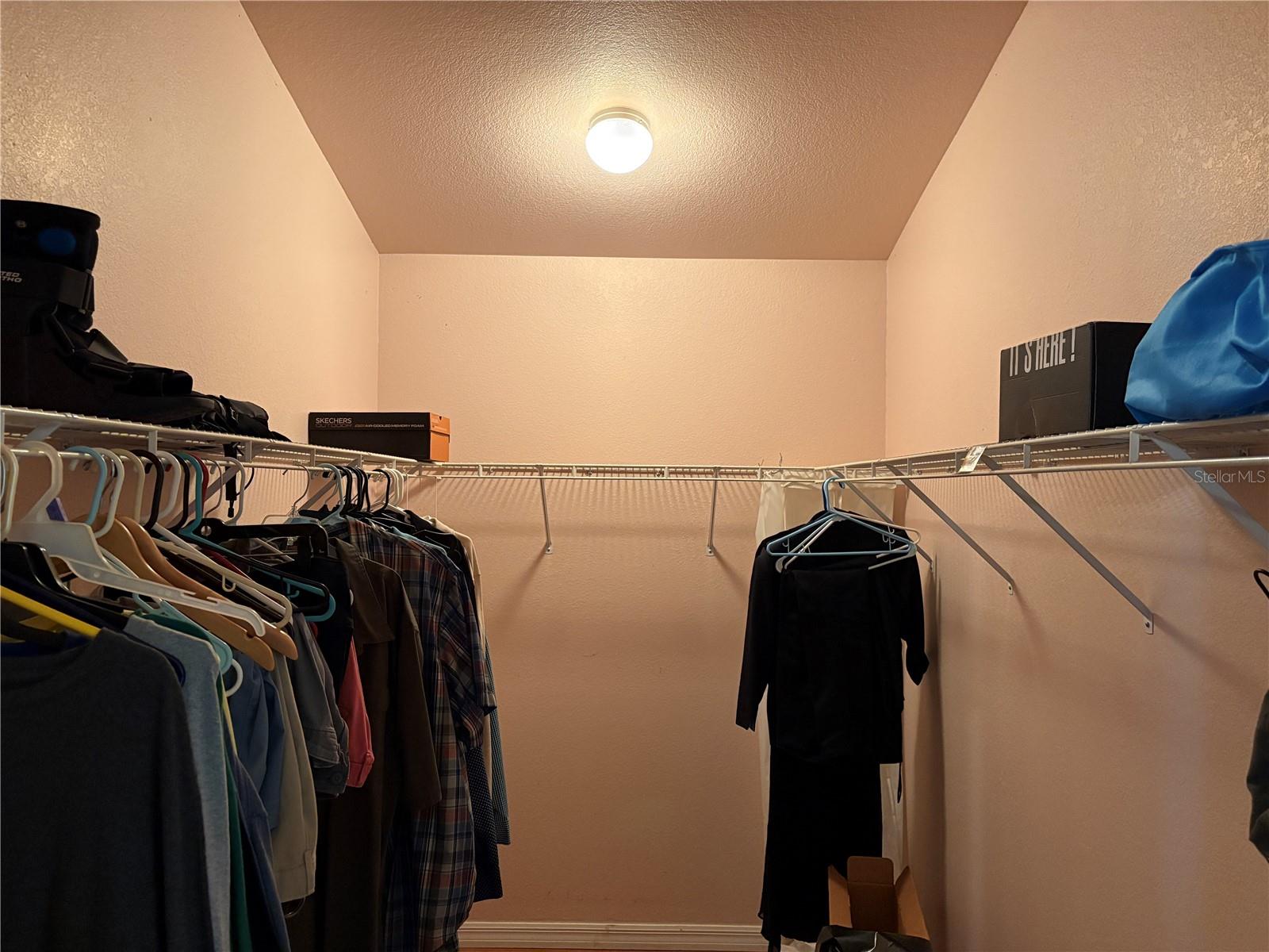 Image 32 of 62 For 4041 Barbary Lane