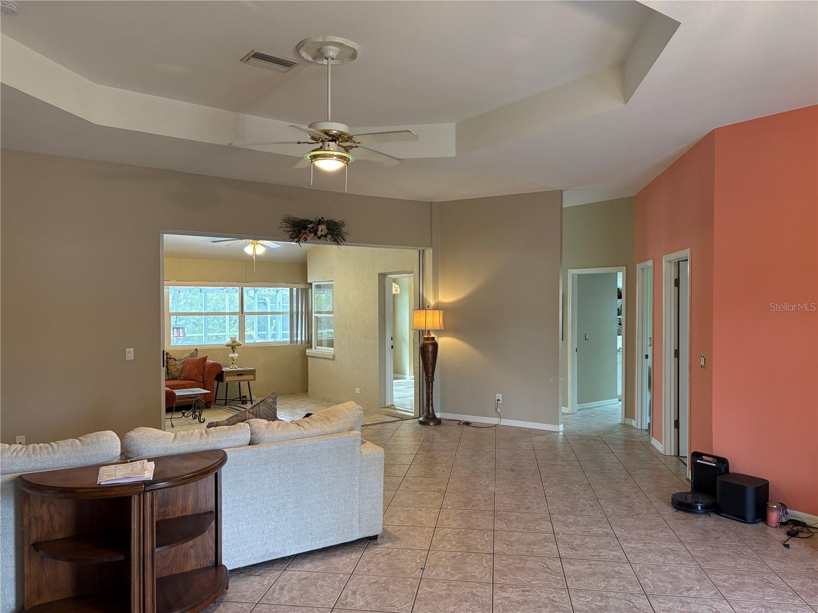 Image 8 of 62 For 4041 Barbary Lane