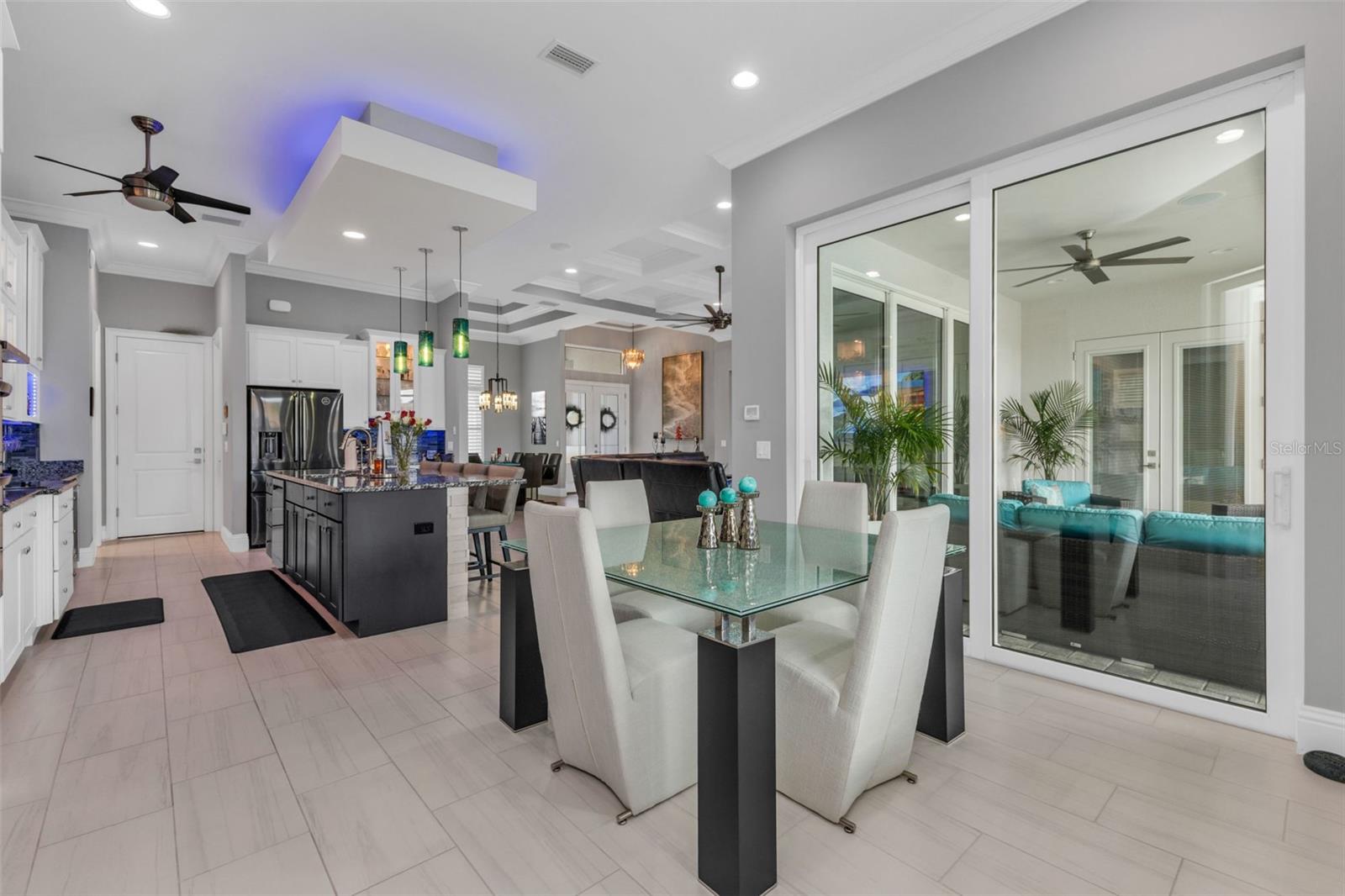 Image 18 of 100 For 125 Great Isaac Court