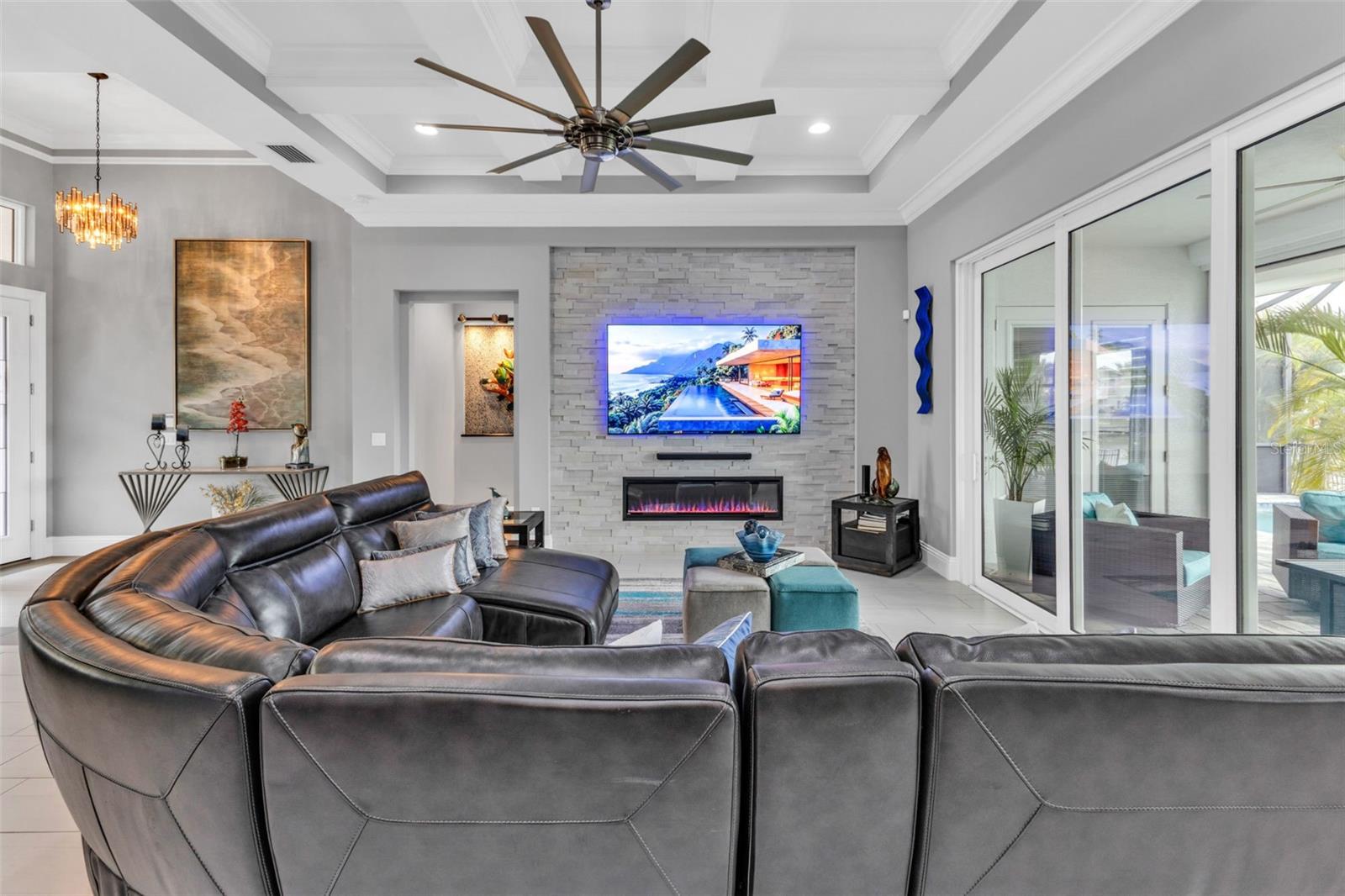 Image 25 of 100 For 125 Great Isaac Court