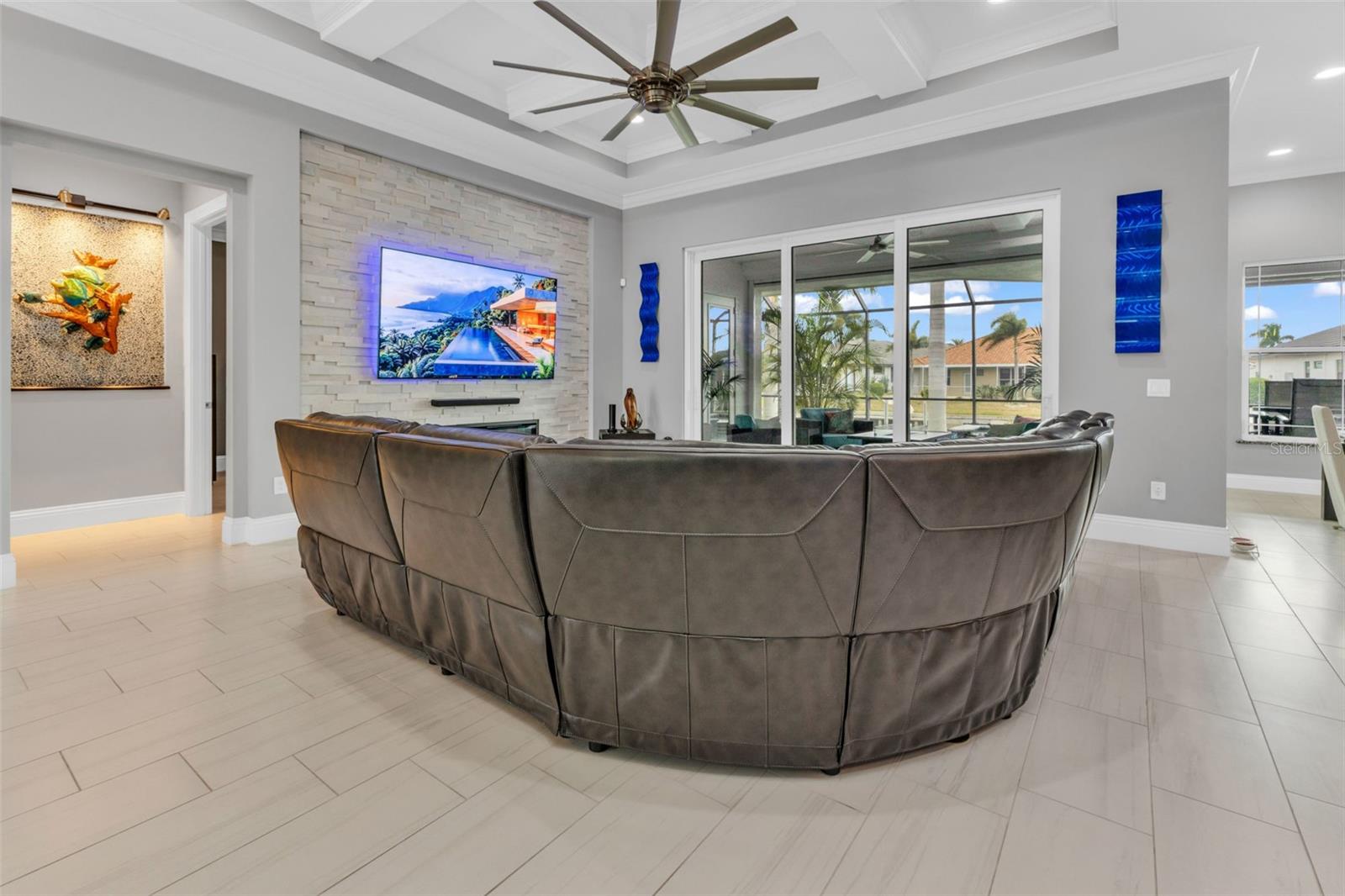 Image 26 of 100 For 125 Great Isaac Court