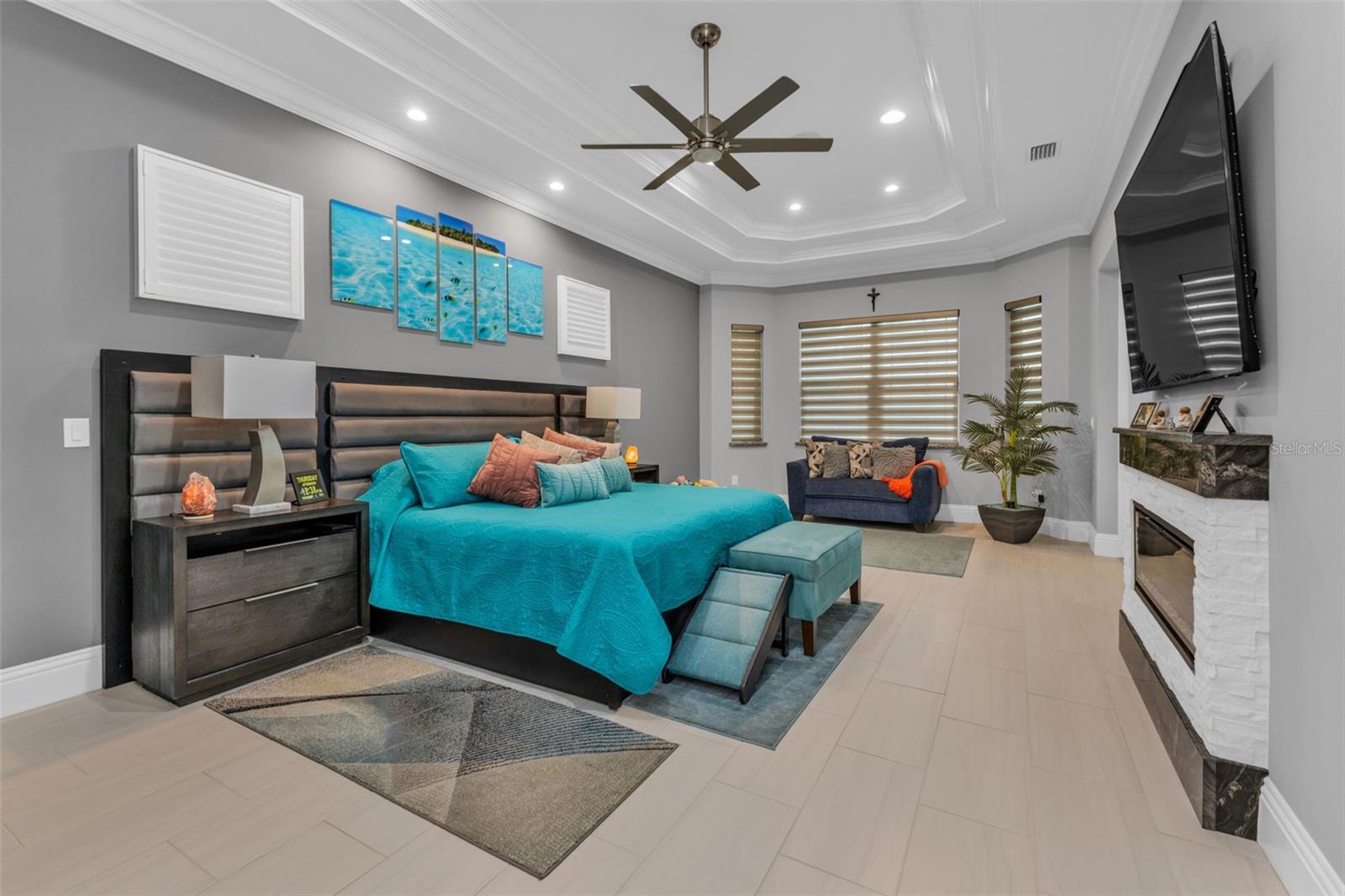 Image 30 of 100 For 125 Great Isaac Court