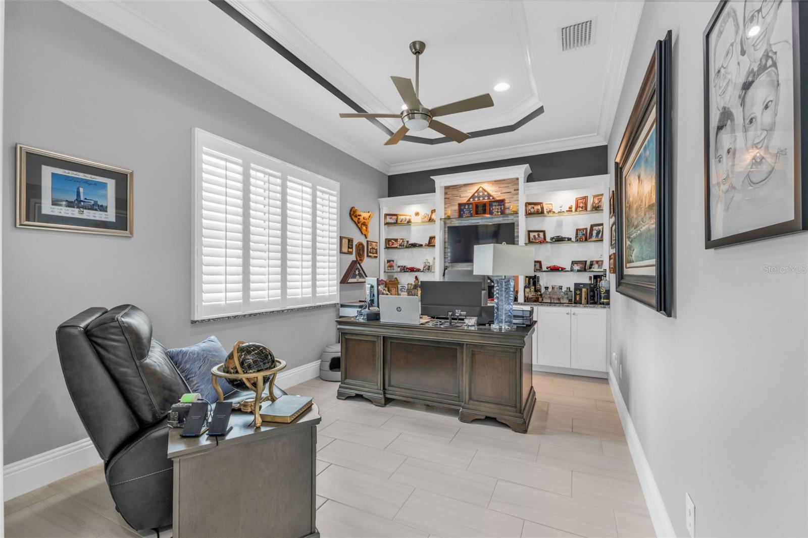 Image 46 of 100 For 125 Great Isaac Court