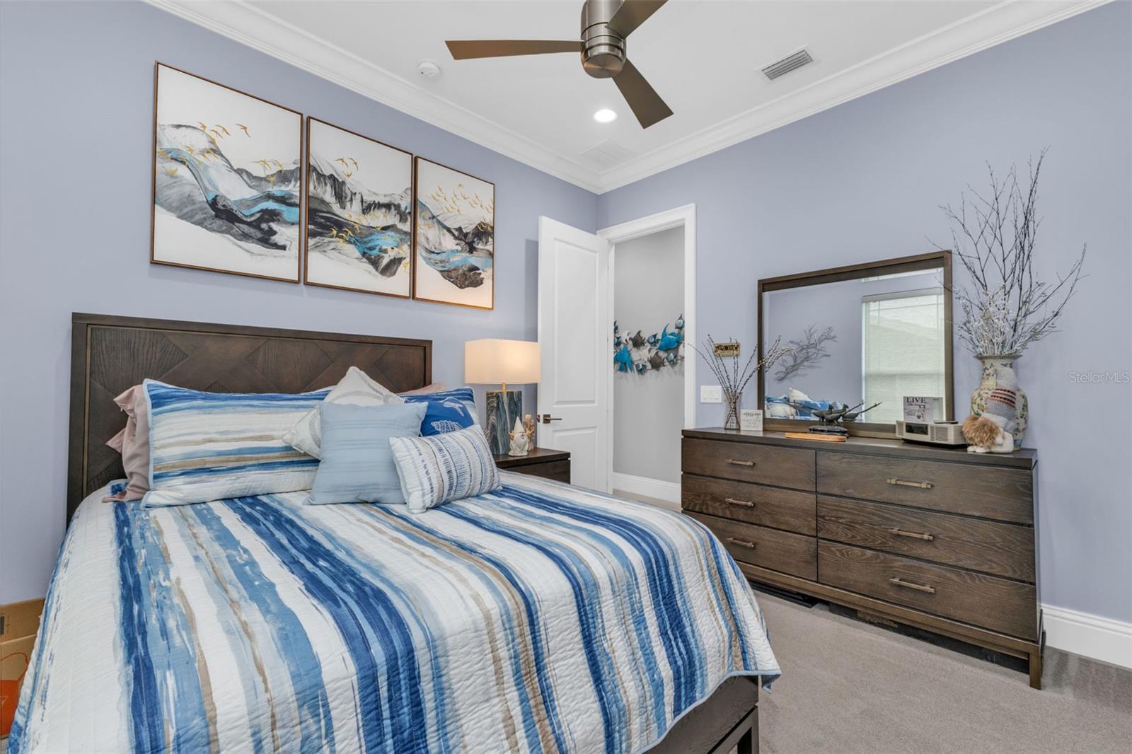 Image 49 of 100 For 125 Great Isaac Court