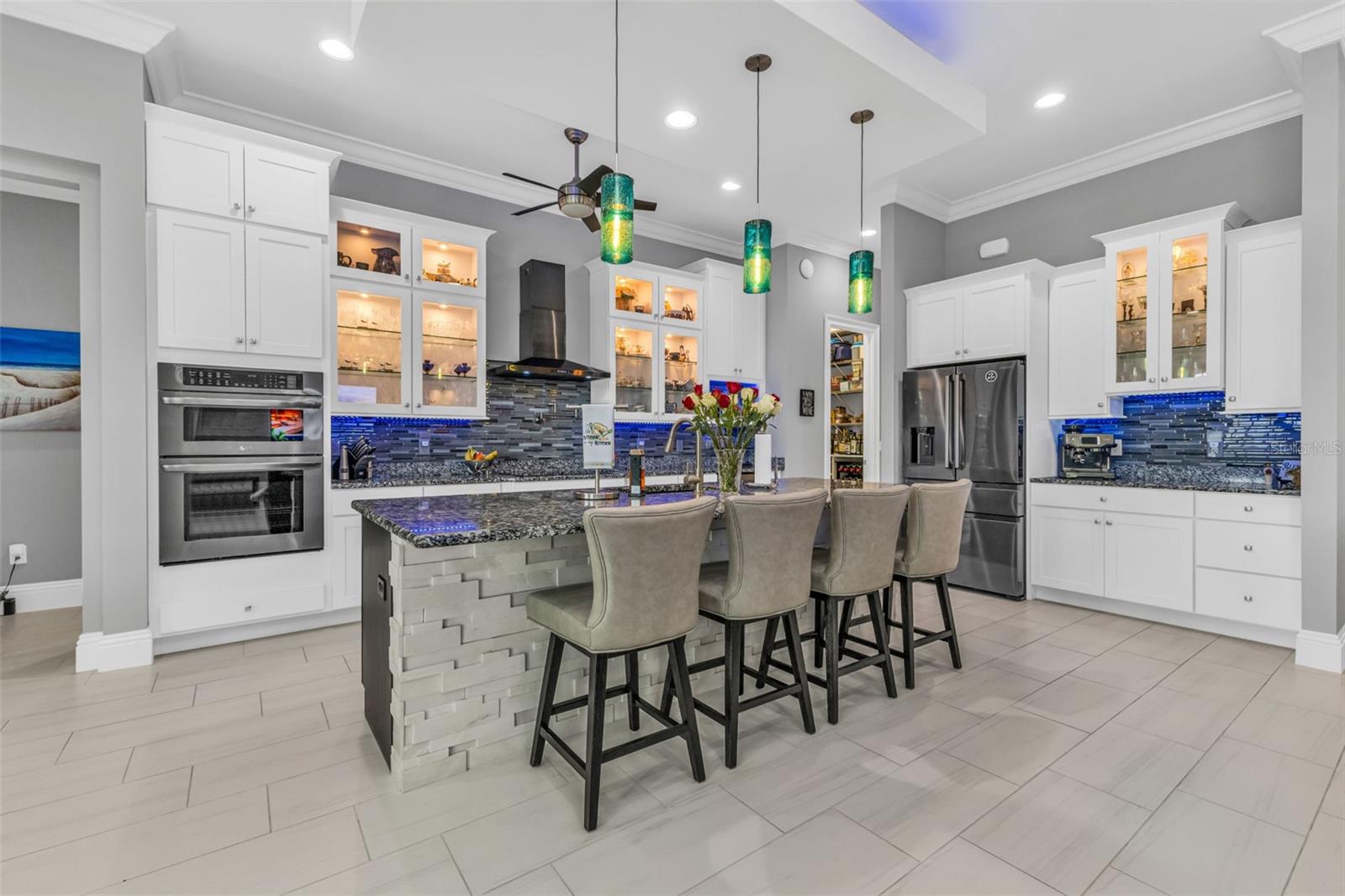 Image 9 of 100 For 125 Great Isaac Court