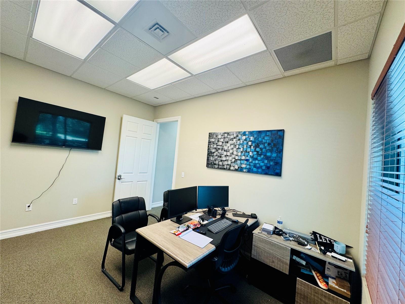 Image 7 of 22 For 1016 Collier Center Way 106