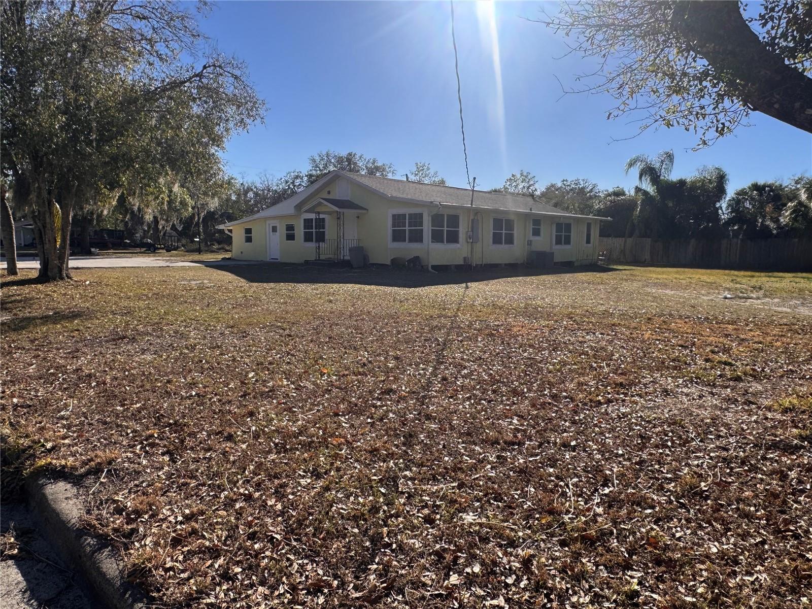 Image 6 of 10 For 227 Smith Avenue