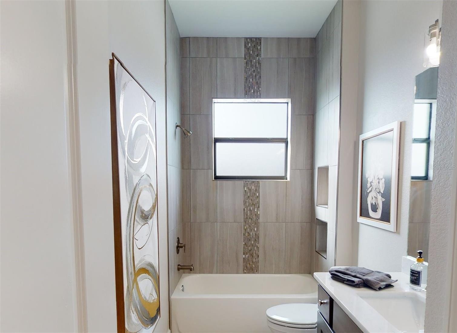 Image 26 of 43 For 4016 Vasco Street