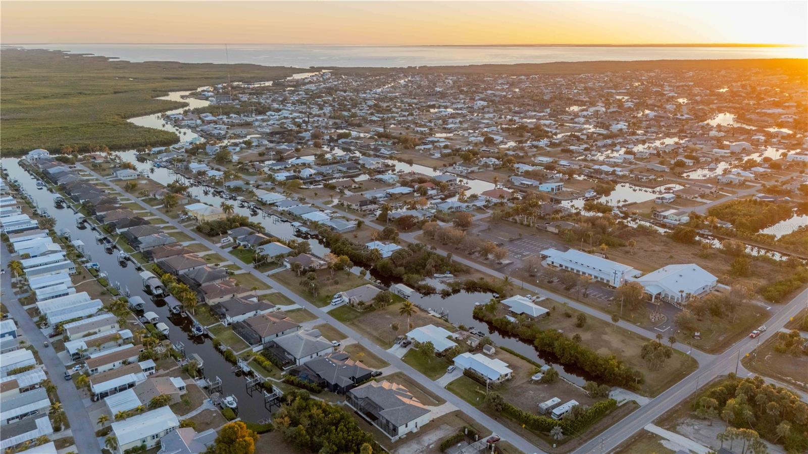 Image 36 of 43 For 4016 Vasco Street