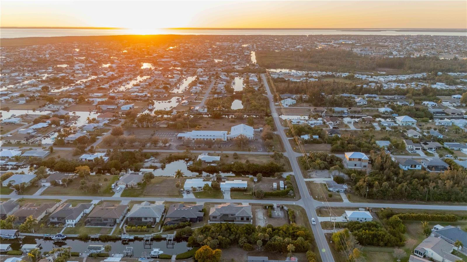 Image 37 of 43 For 4016 Vasco Street