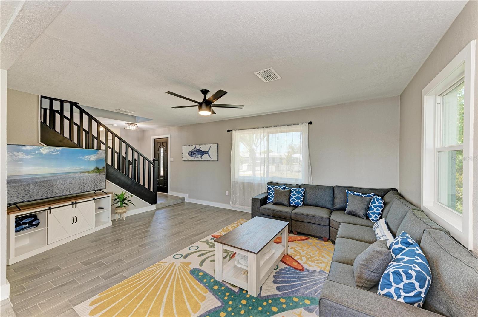 Image 11 of 74 For 9610 Yacht Drive