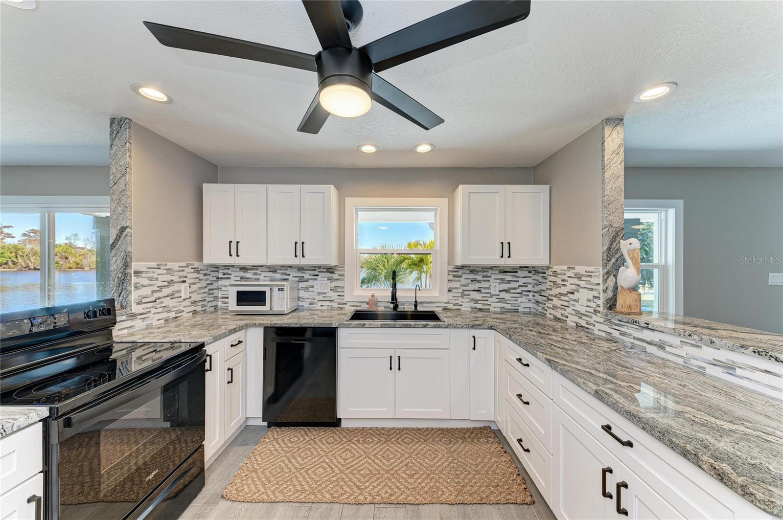 Image 17 of 74 For 9610 Yacht Drive