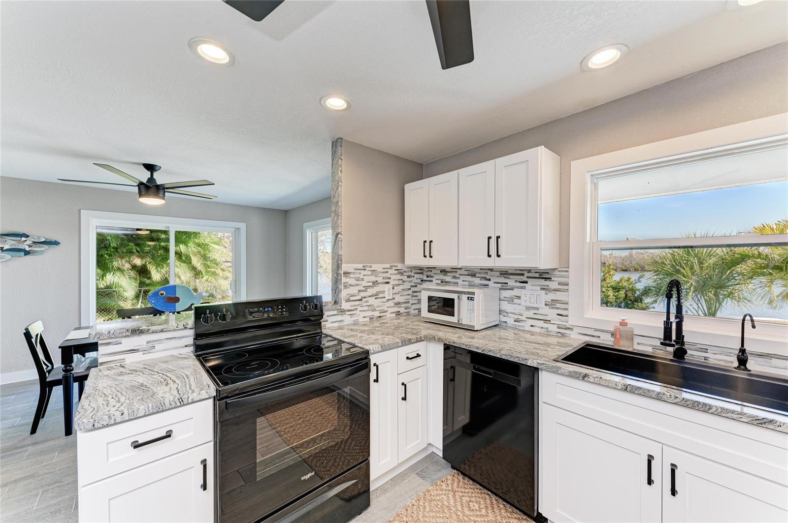 Image 20 of 74 For 9610 Yacht Drive