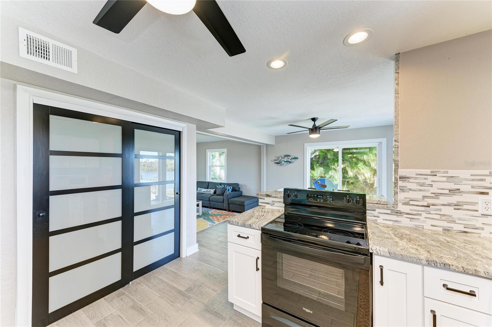 Image 21 of 74 For 9610 Yacht Drive