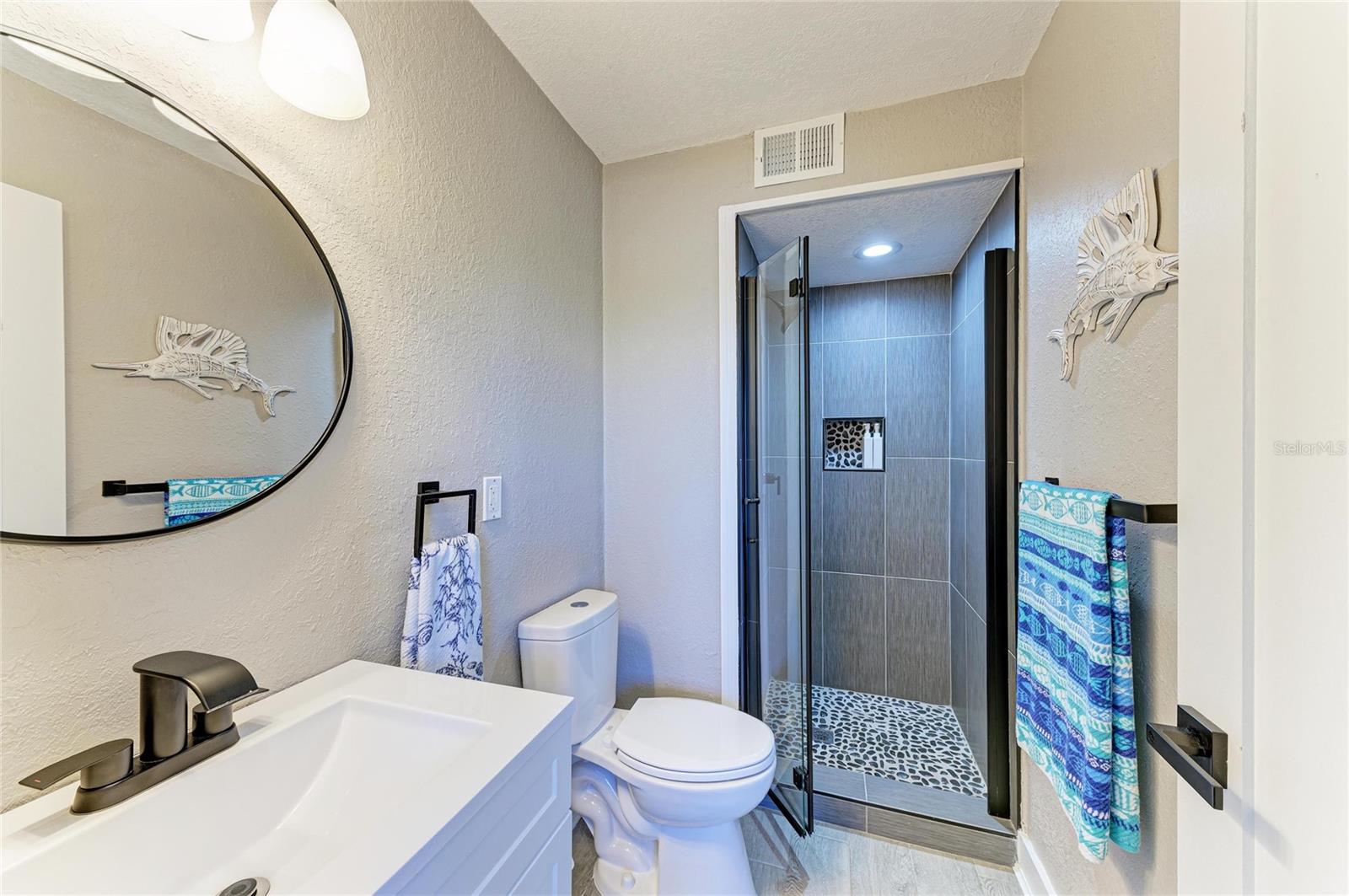 Image 26 of 74 For 9610 Yacht Drive