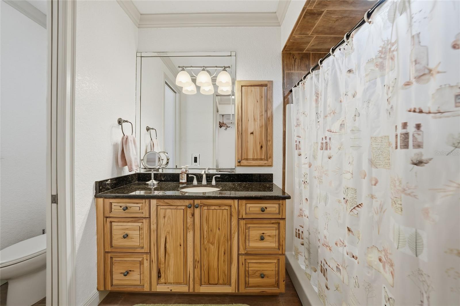 Image 16 of 30 For 24257 Harborview Road