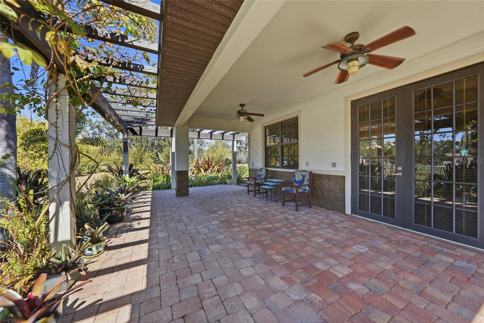 Image 19 of 30 For 24257 Harborview Road