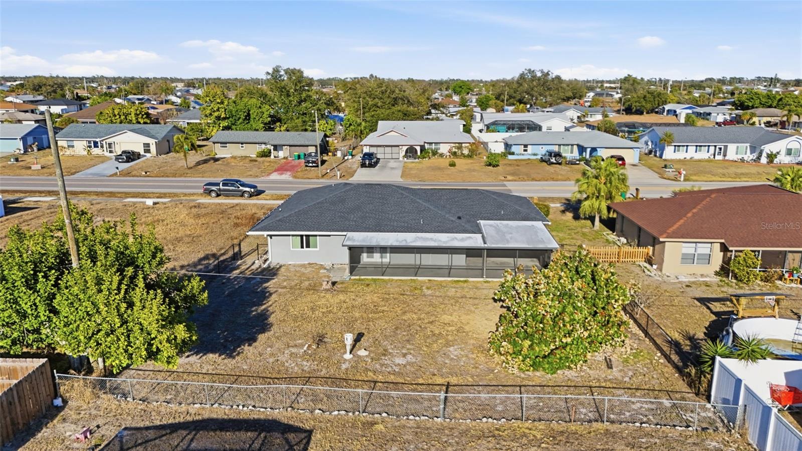 Image 36 of 38 For 2499 Lake View Boulevard