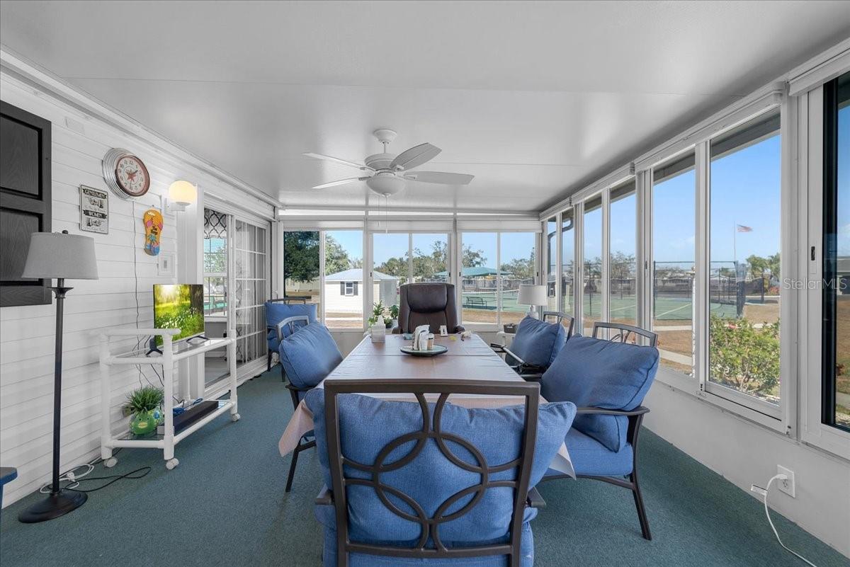 Image 28 of 48 For 27110 Jones Loop Rd  295