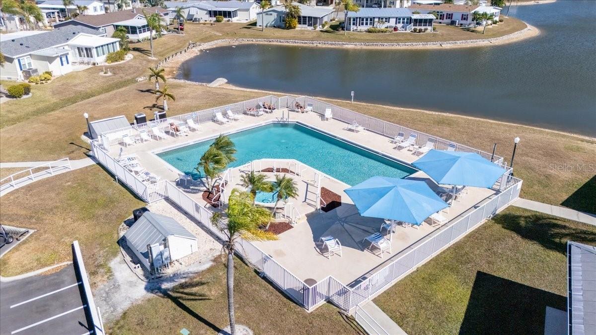 Image 40 of 48 For 27110 Jones Loop Rd  295